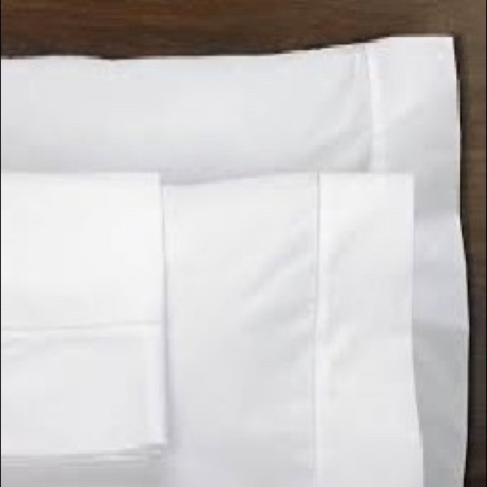 CALVIN KLEIN Standard Pillowcases (Pair), NWT